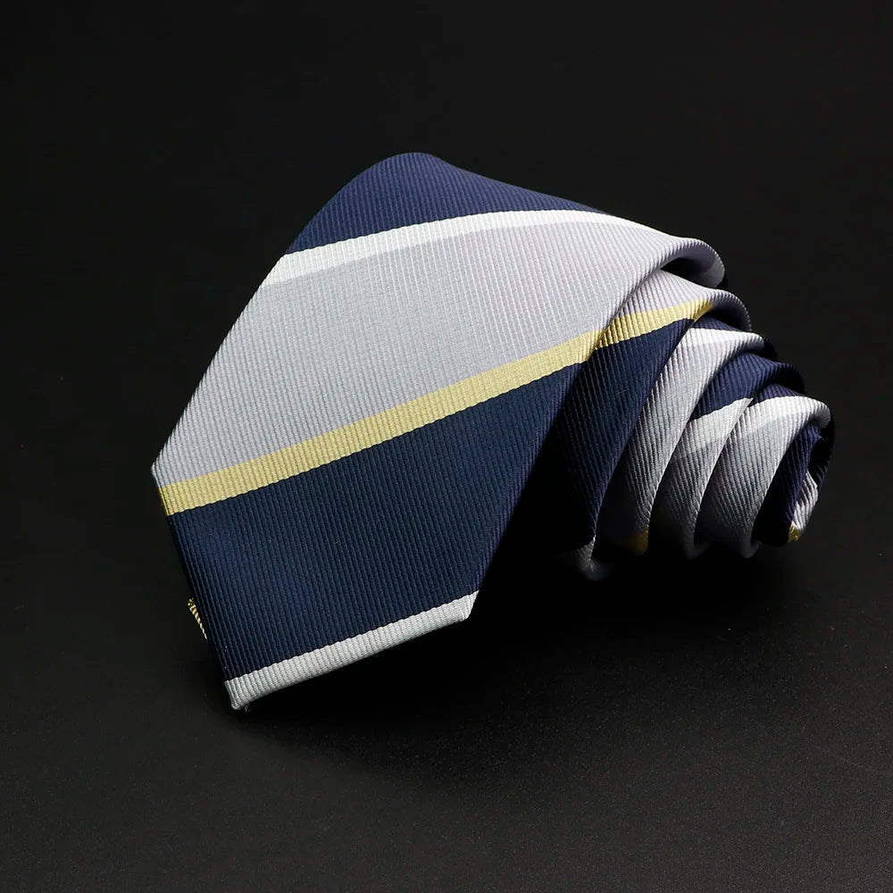 Nouvelle cravate classique à rayures pour homme, 7 cm, jacquard, rouge, bleu, vert, à porter au quotidien, accessoire pour robe de soirée, cadeau pour homme