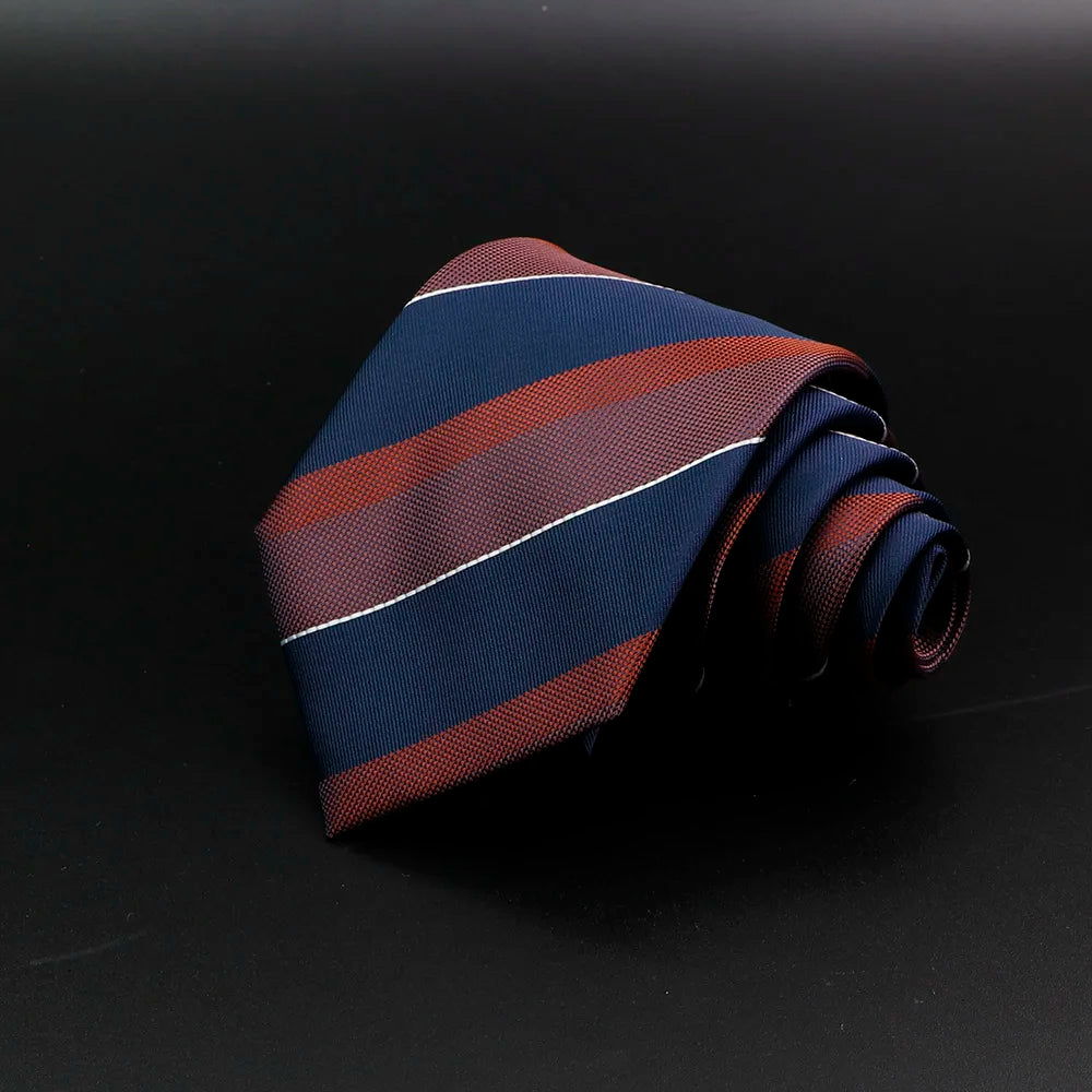 Nouvelle cravate classique à rayures pour homme, 7 cm, jacquard, rouge, bleu, vert, à porter au quotidien, accessoire pour robe de soirée, cadeau pour homme