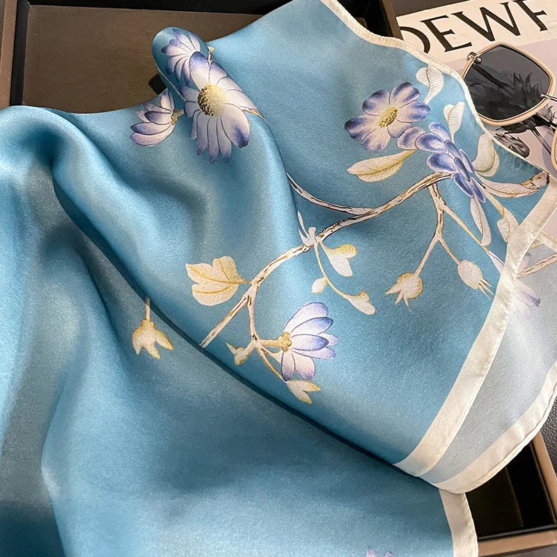 Damen Schal aus 100 % Seide, Natur, Foulard, florales Halstuch, Bandana, hochwertige kleine Schals für Haarbänder 2023