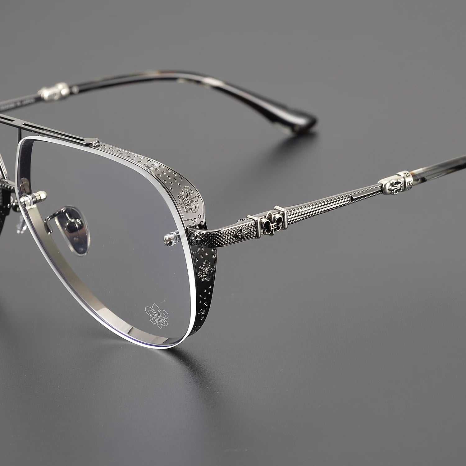 Anti Blue Light Lenses Titanium Eyeglass Frame Rectangular Full Frame Fashionable Carved Optical Prescription Glasses Unisex
