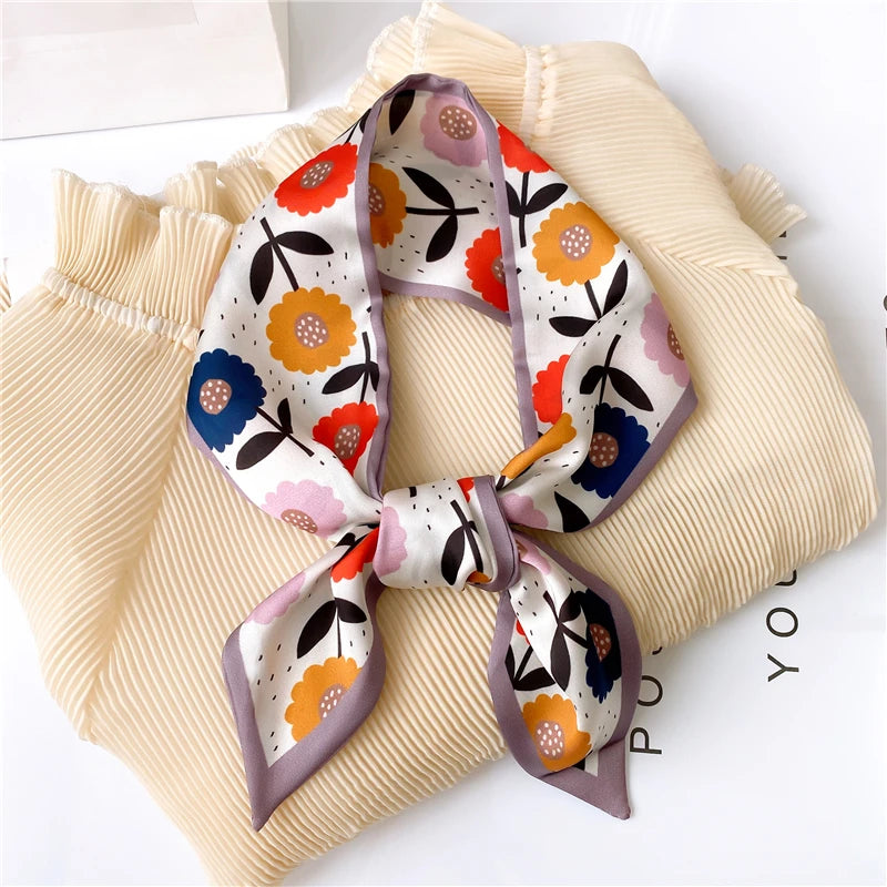 Foulard en soie imprimé pour femme, accessoire de luxe pour cheveux fins, idéal pour le cou, les sacs, les cravates, les rubans, les bandeaux, nouveauté été 2022
