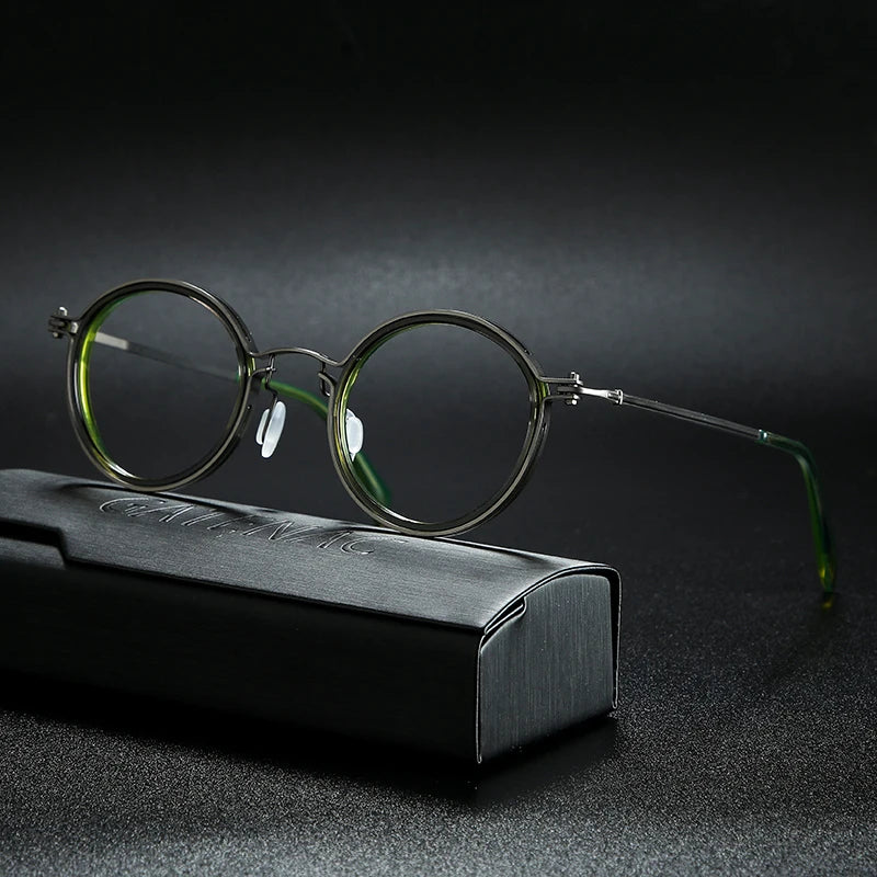 Vintage Pure Titanium Eyeglasses Frame Men Round Ultra Light Glasses Frame Women Retro Luxury Brand Designer Eyewear