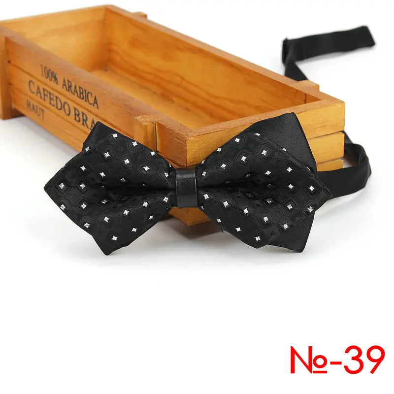 Men Ties Fashion Butterfly Party Wedding Bow Tie for Boys Girls Plaid Check Red Black Bowknot Wholesale Accessories Bowtie