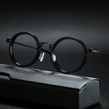 Vintage Pure Titanium Eyeglasses Frame Men Round Ultra Light Glasses Frame Women Retro Luxury Brand Designer Eyewear
