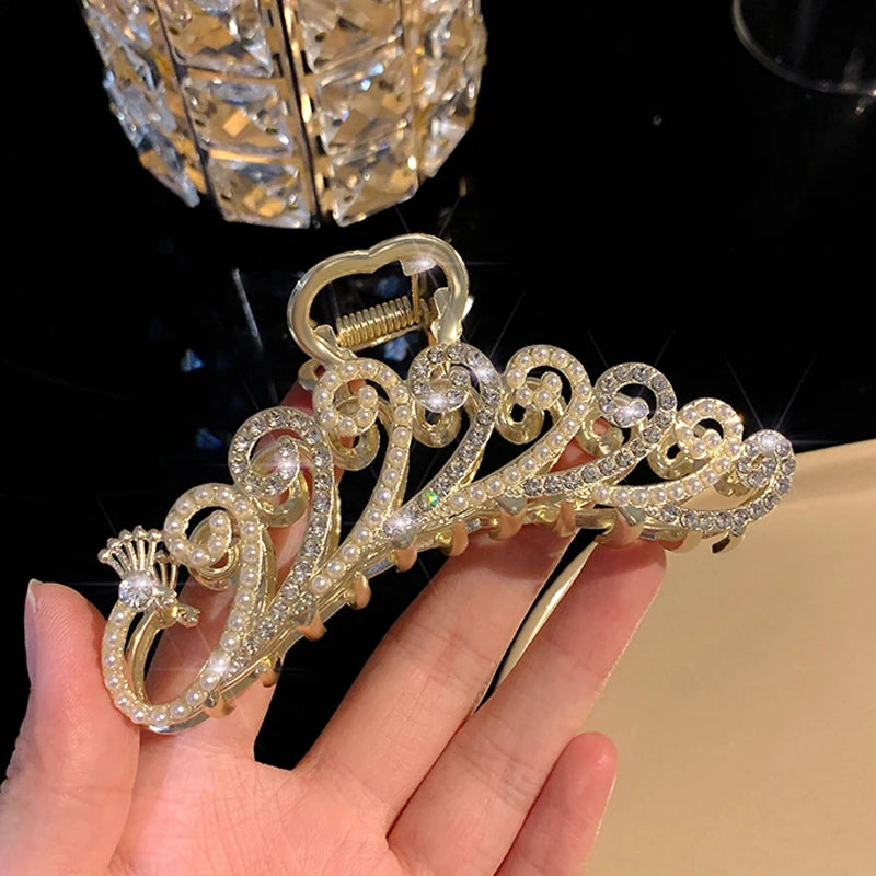 2021 New Elegant Gold Hollow Geometric Metal Hair Claw Vintage Hair Clips For Women Headband Hairpin Hair Crab Hair Accessories