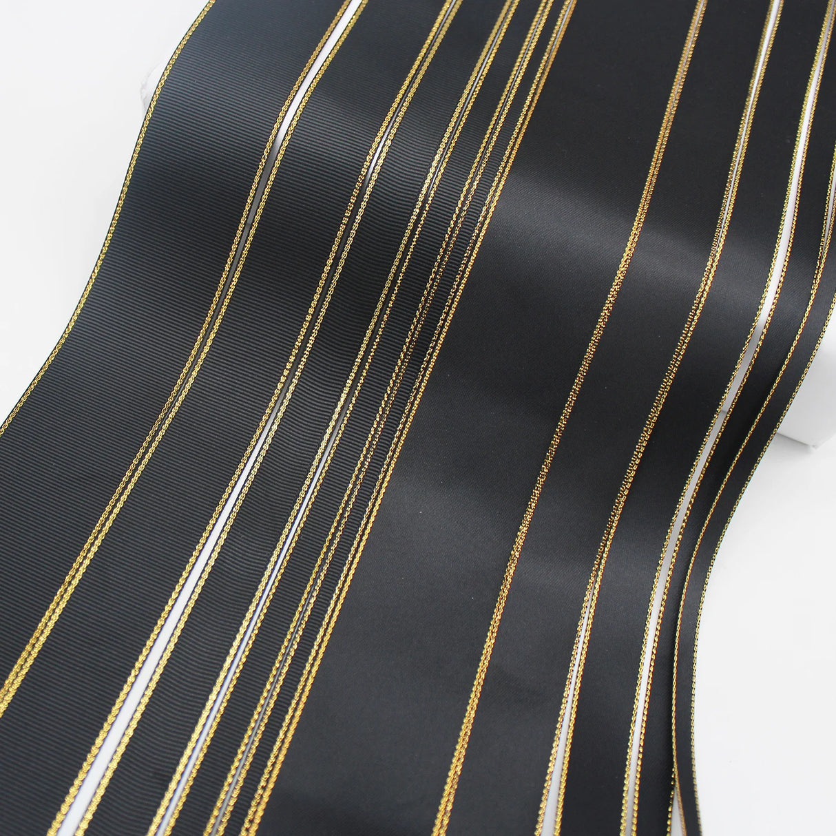 5 Meter/Lot Black Color Gold Edge Grosgrain Ribbon Satin Ribbon DIY Gift Packing Crafts Accessories 6mm 9mm 16mm 22mm 25mm 38mm