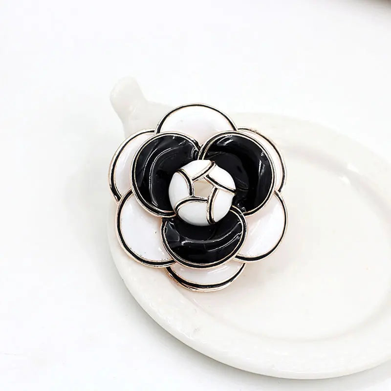 High Grade Luxury Big Brand Camellia cc Brooch Scarves Buckle Valentine's Day Pin Brooches For Woman Gift Accessories