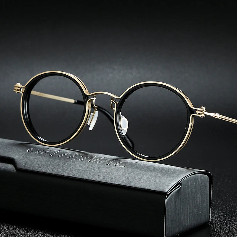 Vintage Pure Titanium Eyeglasses Frame Men Round Ultra Light Glasses Frame Women Retro Luxury Brand Designer Eyewear