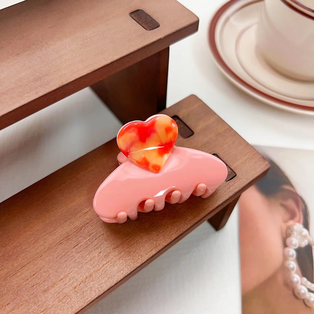 Trendy Acetate Medium Floral Patchwork Color Heart Hair Claw Clips Cute Sweet Shark Clip Ponytail Clip Girls Summer Accessories