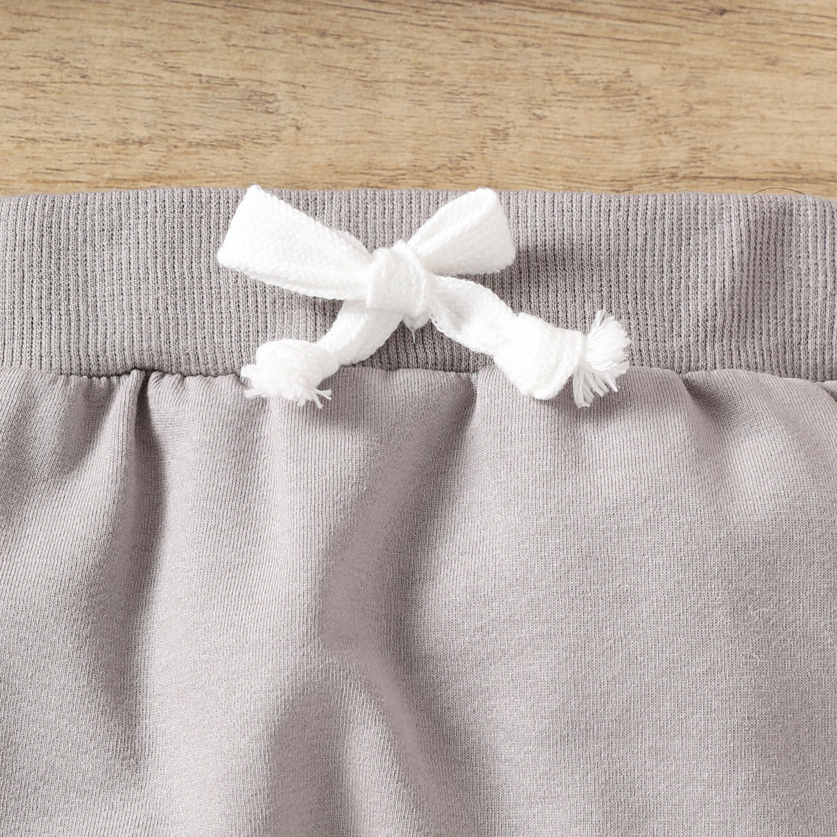 Autumn & Winter Newborn Baby ‘MAMA'S BOY’ Letter Embroidered Long Sleeved Pants Two-Piece Set