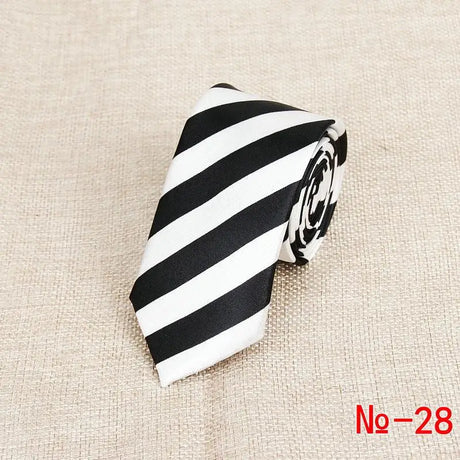 Classic Fashion Men's Skinny Tie Colorful Musical Notes Printed Piano Guitar Polyester 5cm Width Necktie Party Gift Accessory