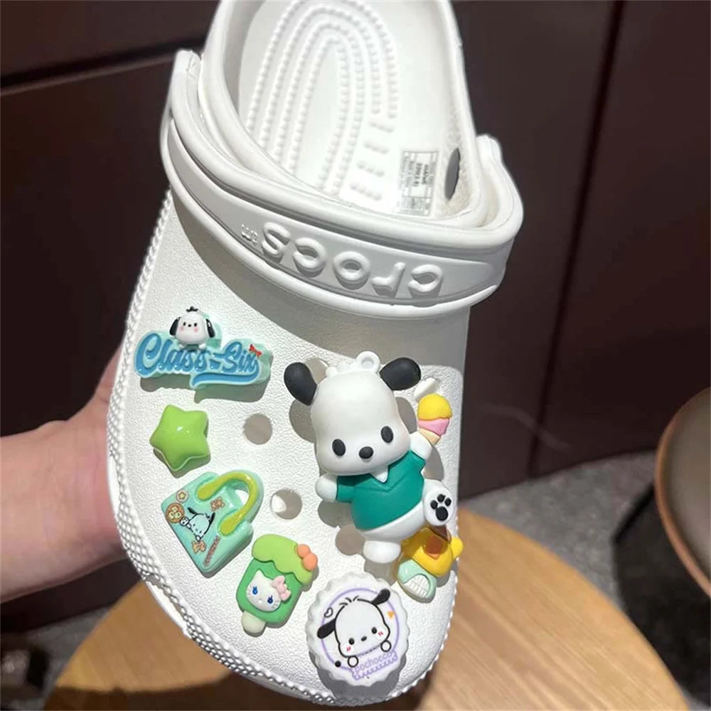New Sanrio Kuromi LED Shoes Accessories Cartoon Peripheral Cinnamoroll Melody Pompompurin Charm Buckle Charms Kids Gift