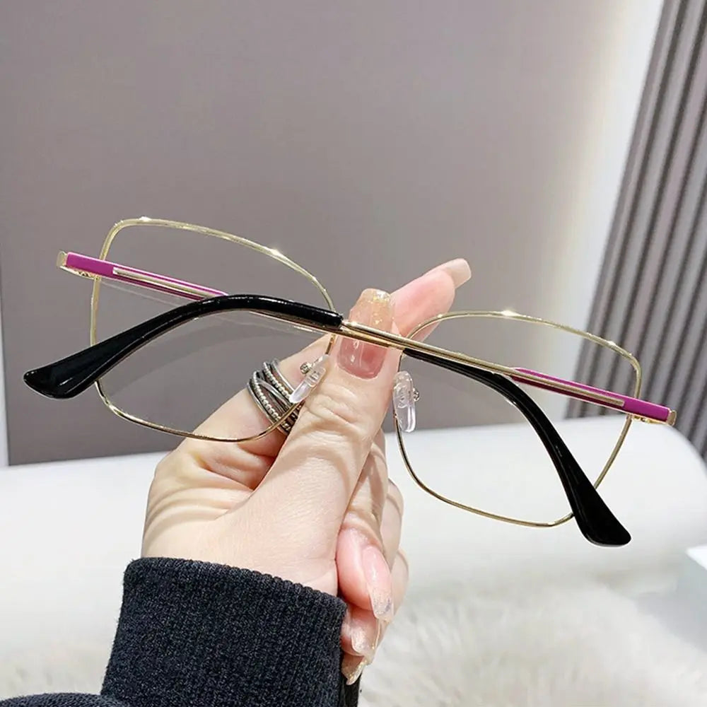 Dazzling Eyeglasses Blue Light Blocking Women Designers Glasses Optical Spectacle Computer Eye Protection Glass Fashion Eyewear
