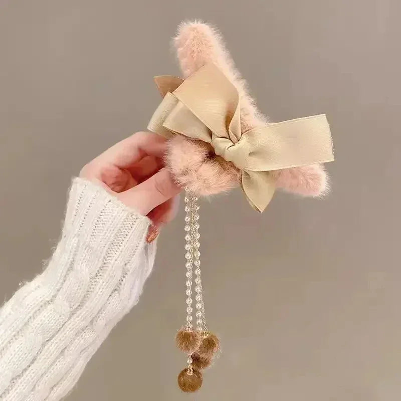 New Fashion Bow Tassel Pendant Hair Clips Korea Ponytail Plush Shark Claw Girls Fall and Winter Gift Hair Accessories