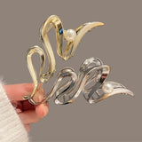 2023 New Fashion Metal Hair Claws Clip for Women Girls Trendy Hair Clip Barrette Hairpins Party Headwear Hair Accessories Tiara