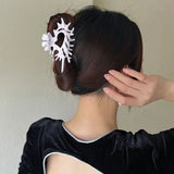 Creativity Unique Colorful Alien Metal Conch Hair Claws for Women Girl Y2K Hollow Headwear Shell Crab Hair Clip Hair Accessories