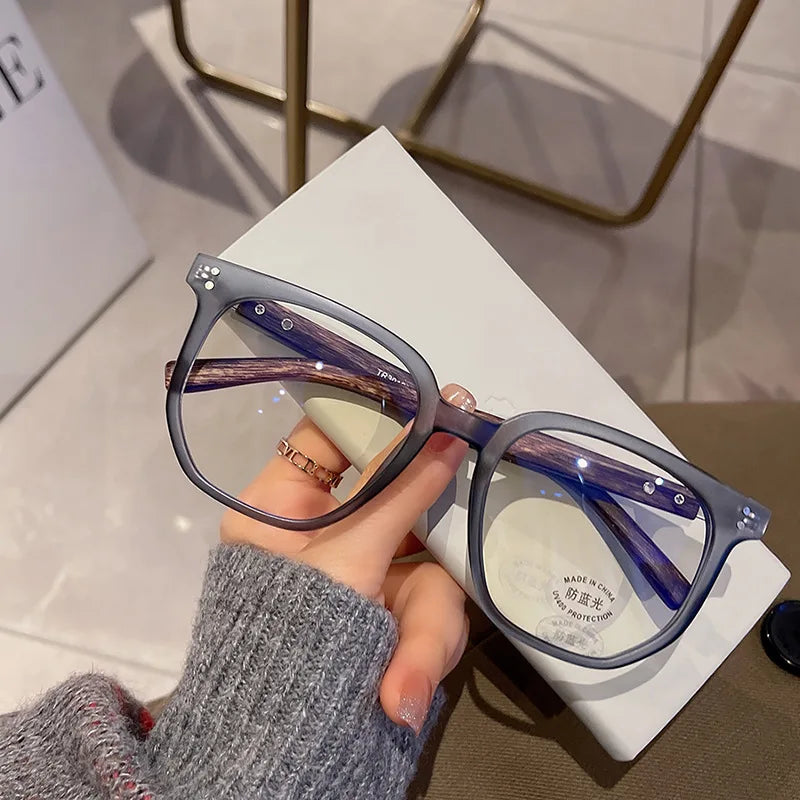Luxury Blue Light Blocking Reading Glasses Women Men Wooden Legs Presbyopia Eyeglasses HD Lens Farsighted Eyewear with Diopter