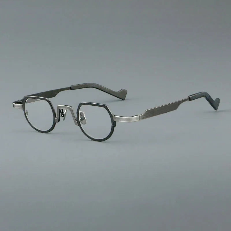 New stylish round glasses frame 7020 retro ultra-light pure titanium glasses frame can be equipped with prescription glasses.