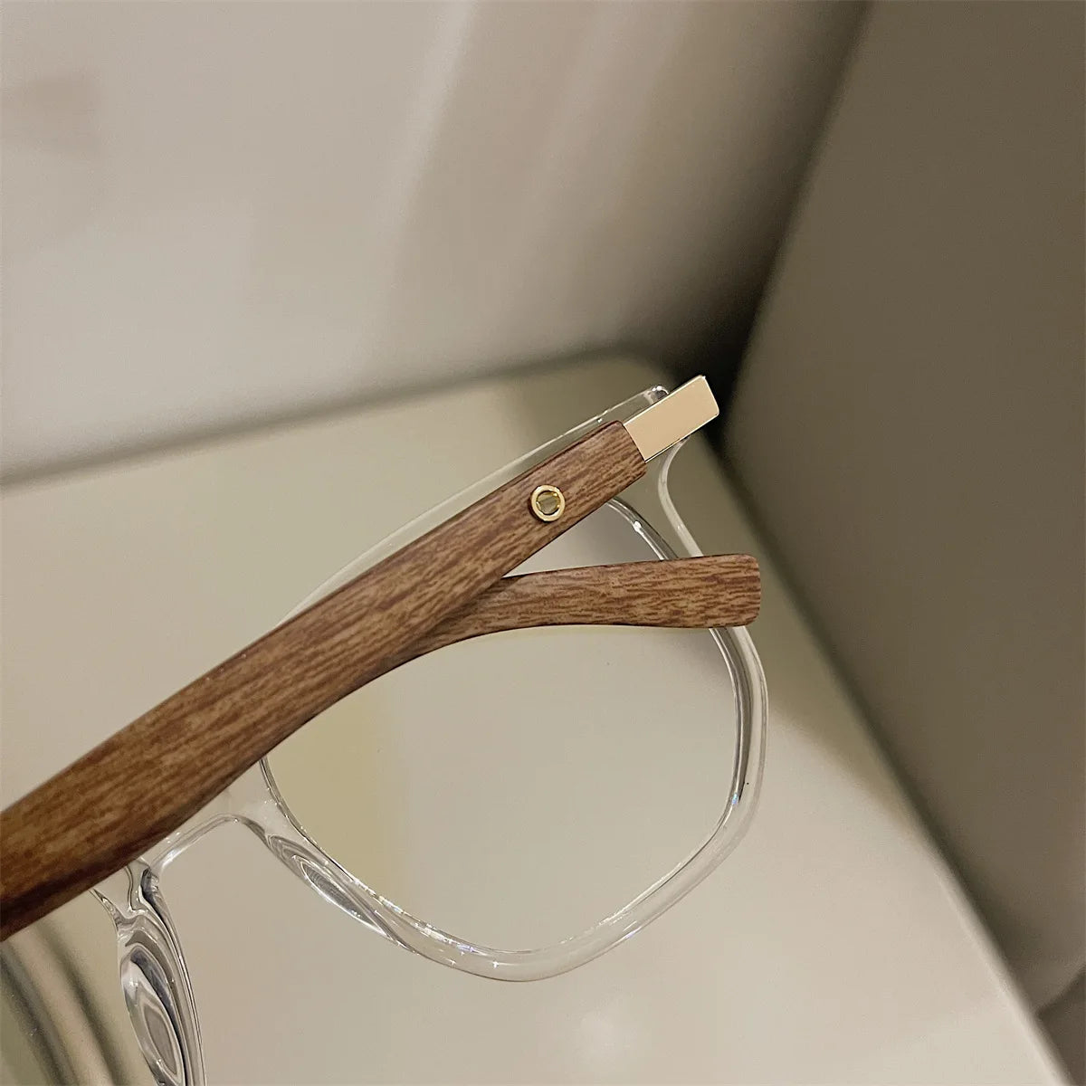 Luxury Blue Light Blocking Reading Glasses Women Men Wooden Legs Presbyopia Eyeglasses HD Lens Farsighted Eyewear with Diopter