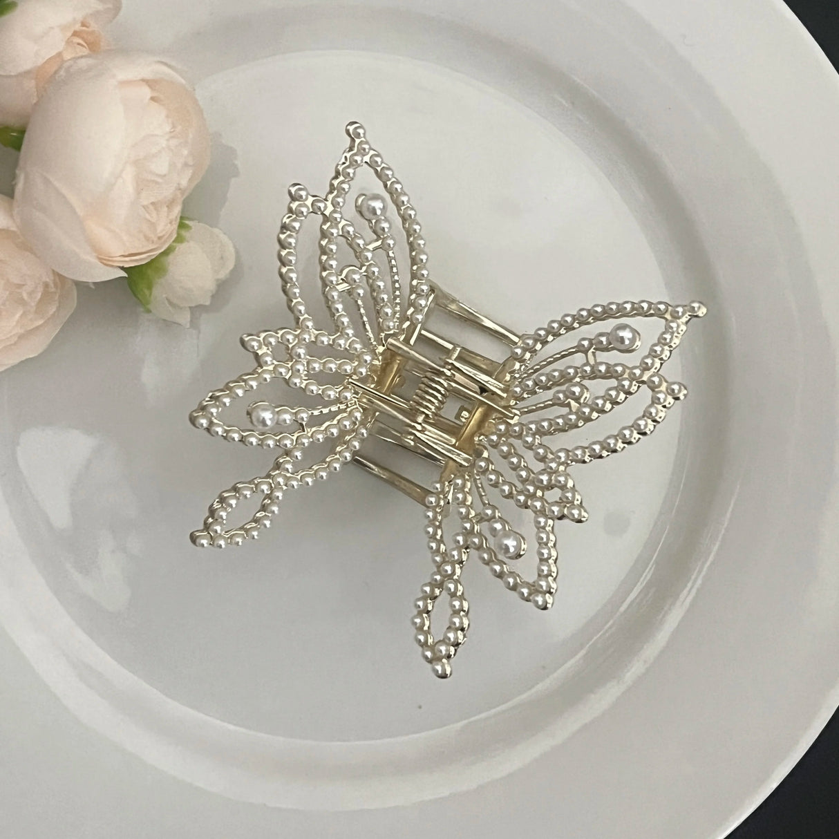 1Piece Butterfly Scrunchy Clip Hair Accessory Back Of The Head Plate Hair Clip Elegant Temperament Pearl Rhinestone Advanced Se