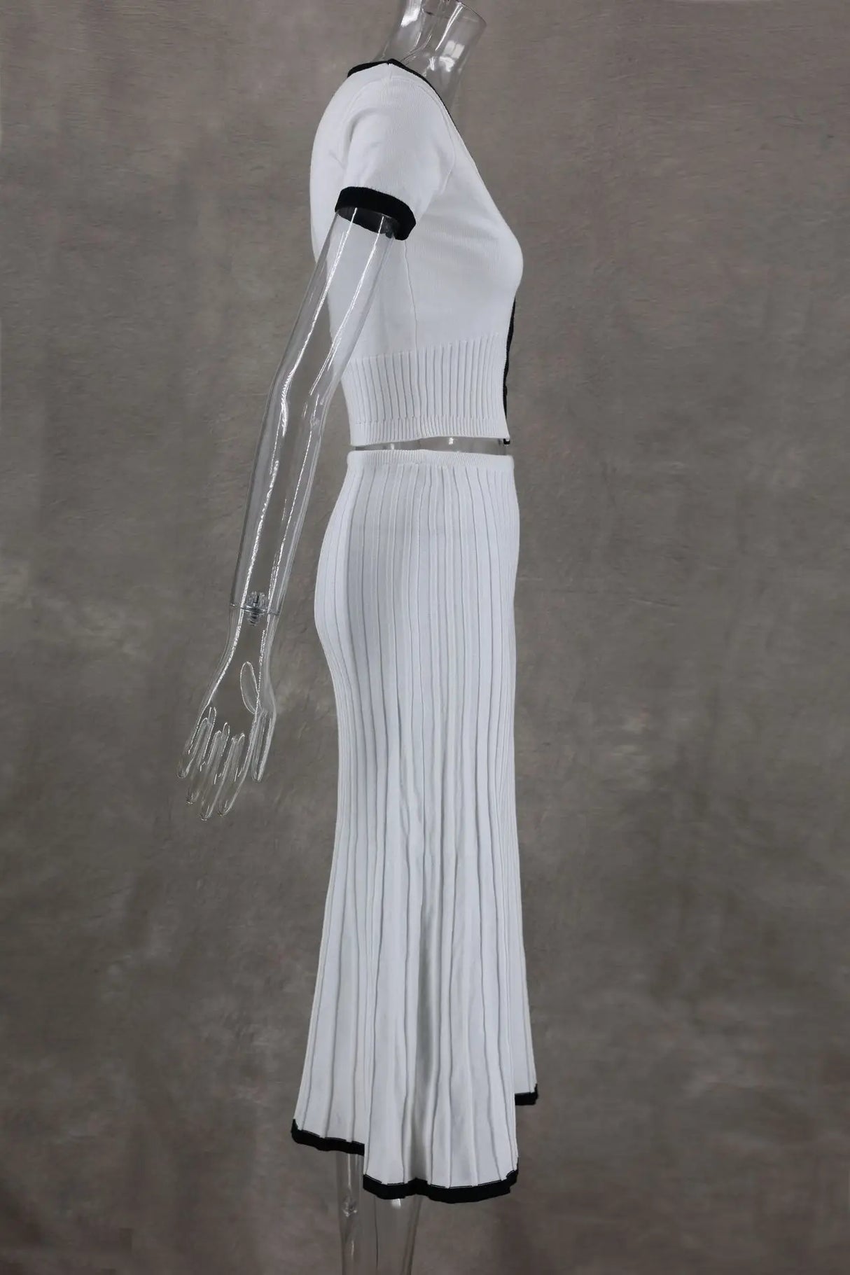 2024 Summer Women White long Skirt Suit Short Sleeve V-neck crop top pleated set elegant dress 2 piece skirt set Plus Size S-3XL