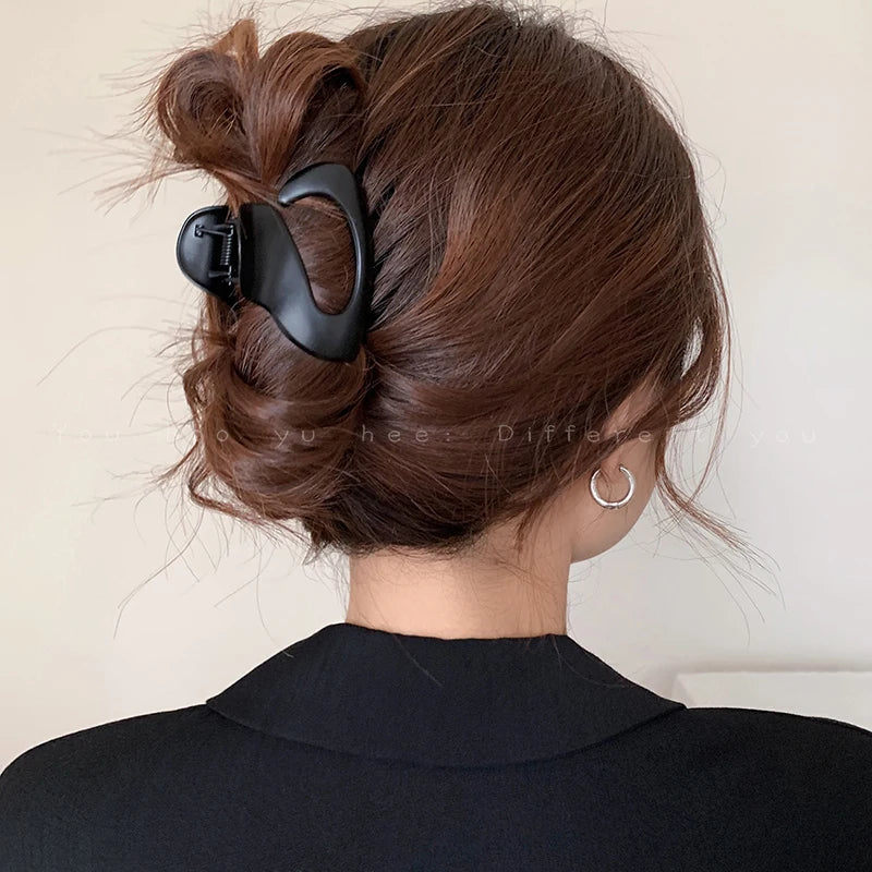 Fashion Geometric Metal Hair Claw Clips for Women Vintage Hair Clamps Crab Headband Hairpin Girls Hair Accessories Headwear