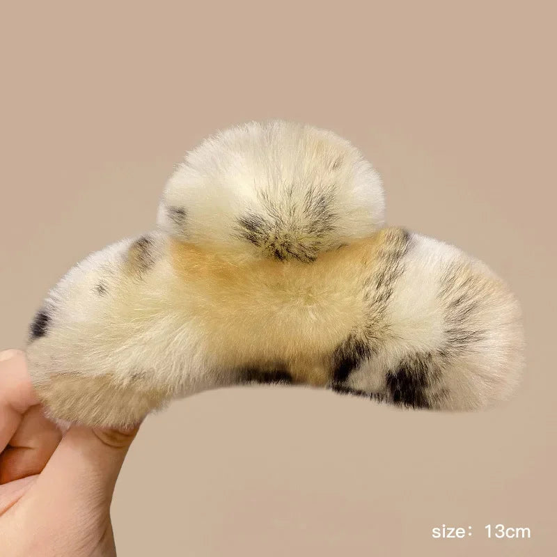 Muweordy New Oversized Faux Fur Big Crab Hair Clip for Girls Rabbit Hair Claw Clips Cute Plush Ponytail Women's Hair Barrettes