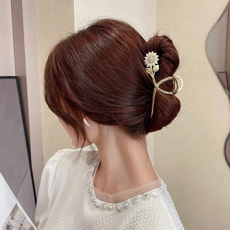 New Sweet Flower Durian Hair Claw Clip Ponytail Grab Hair Clips Shark Clip Woman Hairpins For Girl Hair Accessories Headdress