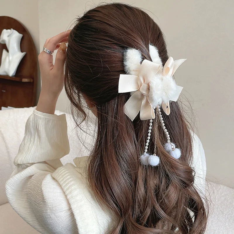 New Fashion Bow Tassel Pendant Hair Clips Korea Ponytail Plush Shark Claw Girls Fall and Winter Gift Hair Accessories
