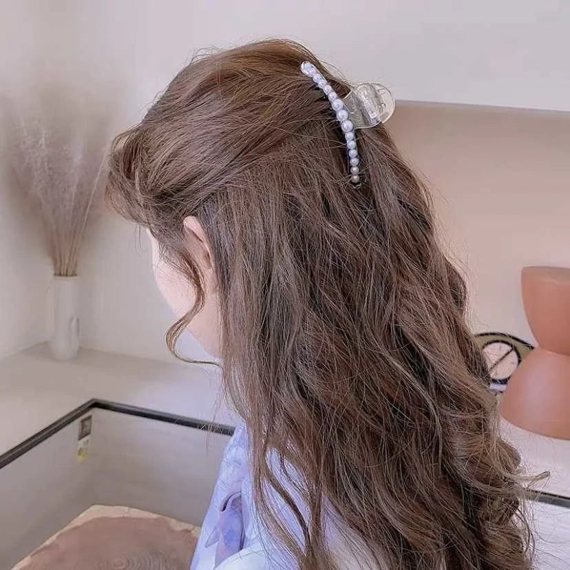 Simulated Pearl Hair Claws for Women Korean Acrylic Hair Clips Girls Large Size Barrette Shark Clip Fashion Hair Accessories