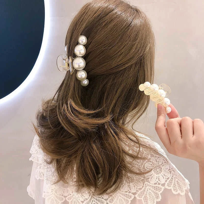 Simulated Pearl Hair Claws for Women Korean Acrylic Hair Clips Girls Large Size Barrette Shark Clip Fashion Hair Accessories