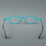 New stylish round glasses frame 7020 retro ultra-light pure titanium glasses frame can be equipped with prescription glasses.