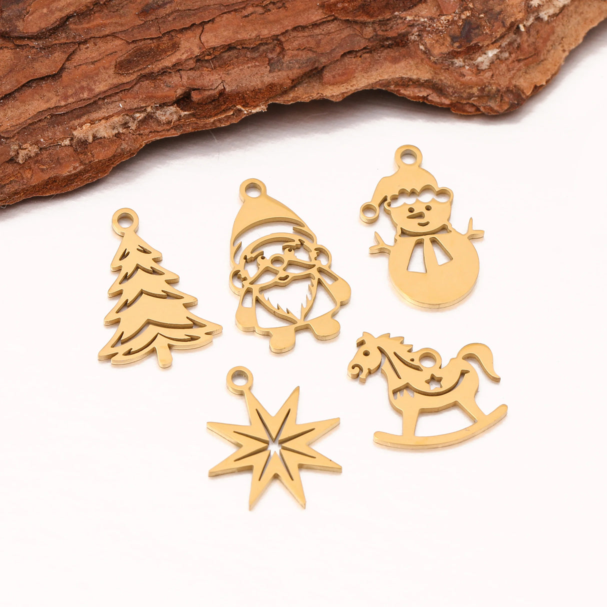 5Pcs Xmas Tree/Candy Cane/Snowman/Santa Claus Charm Stainless Steel Boots Christmas Pendant DIY Necklace Bracelet Jewelry Making