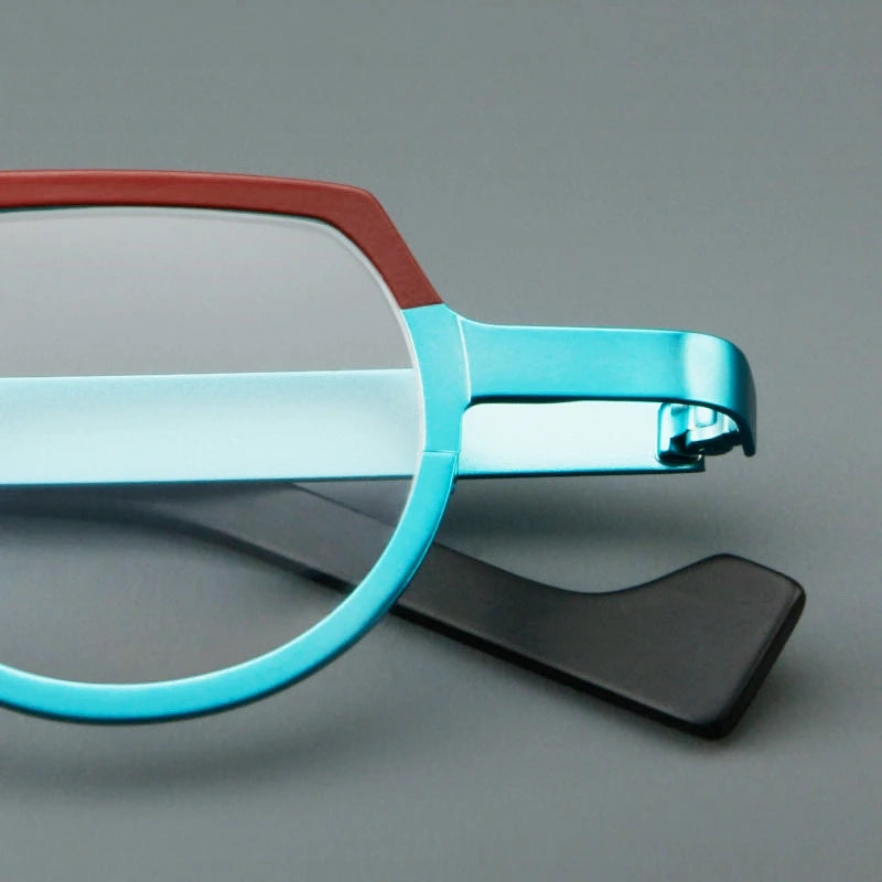 New stylish round glasses frame 7020 retro ultra-light pure titanium glasses frame can be equipped with prescription glasses.