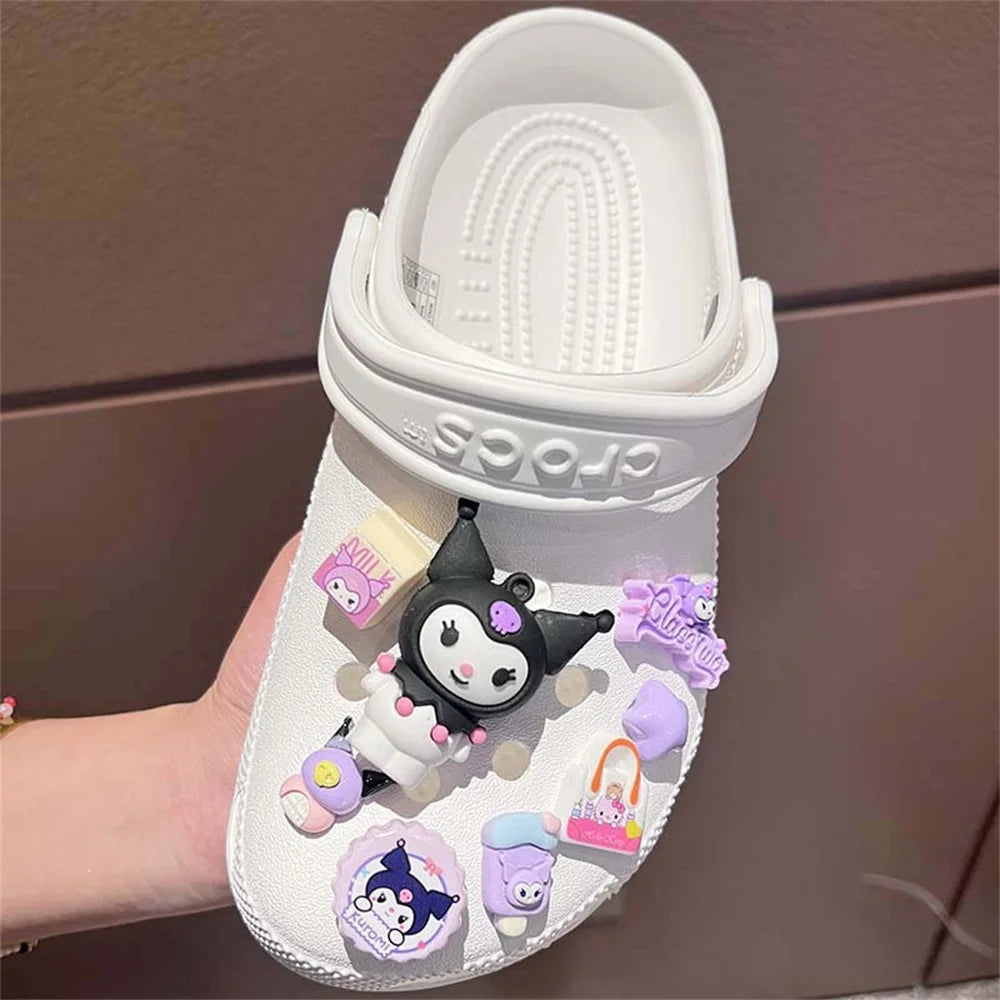 New Sanrio Kuromi LED Shoes Accessories Cartoon Peripheral Cinnamoroll Melody Pompompurin Charm Buckle Charms Kids Gift