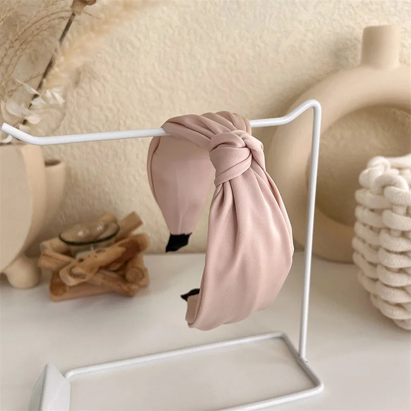 2022 Gentle Pink Womans Hairbands Girl Sweet Plush Wide Side Sponge Headband Hair Hoop Fashion Simple Solid Color Hair Accessory