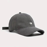 Four Seasons Versatile Polar Bear Pattern Embroidered Baseball Hat Men's and Women's Fashion Hip Hop Hat Outdoor Sunscreen Hat
