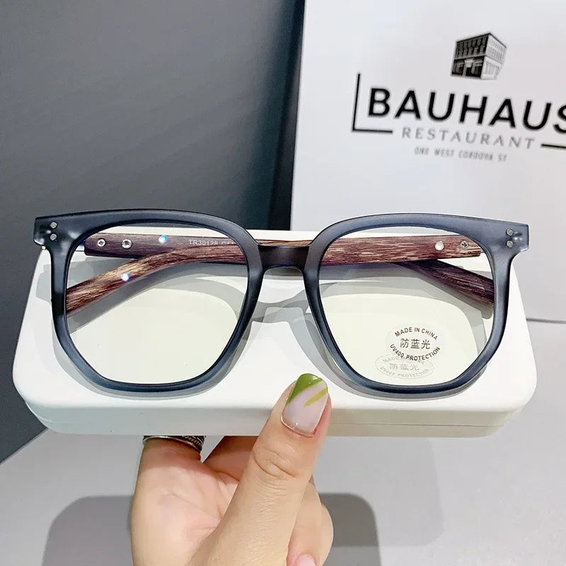 Luxury Blue Light Blocking Reading Glasses Women Men Wooden Legs Presbyopia Eyeglasses HD Lens Farsighted Eyewear with Diopter