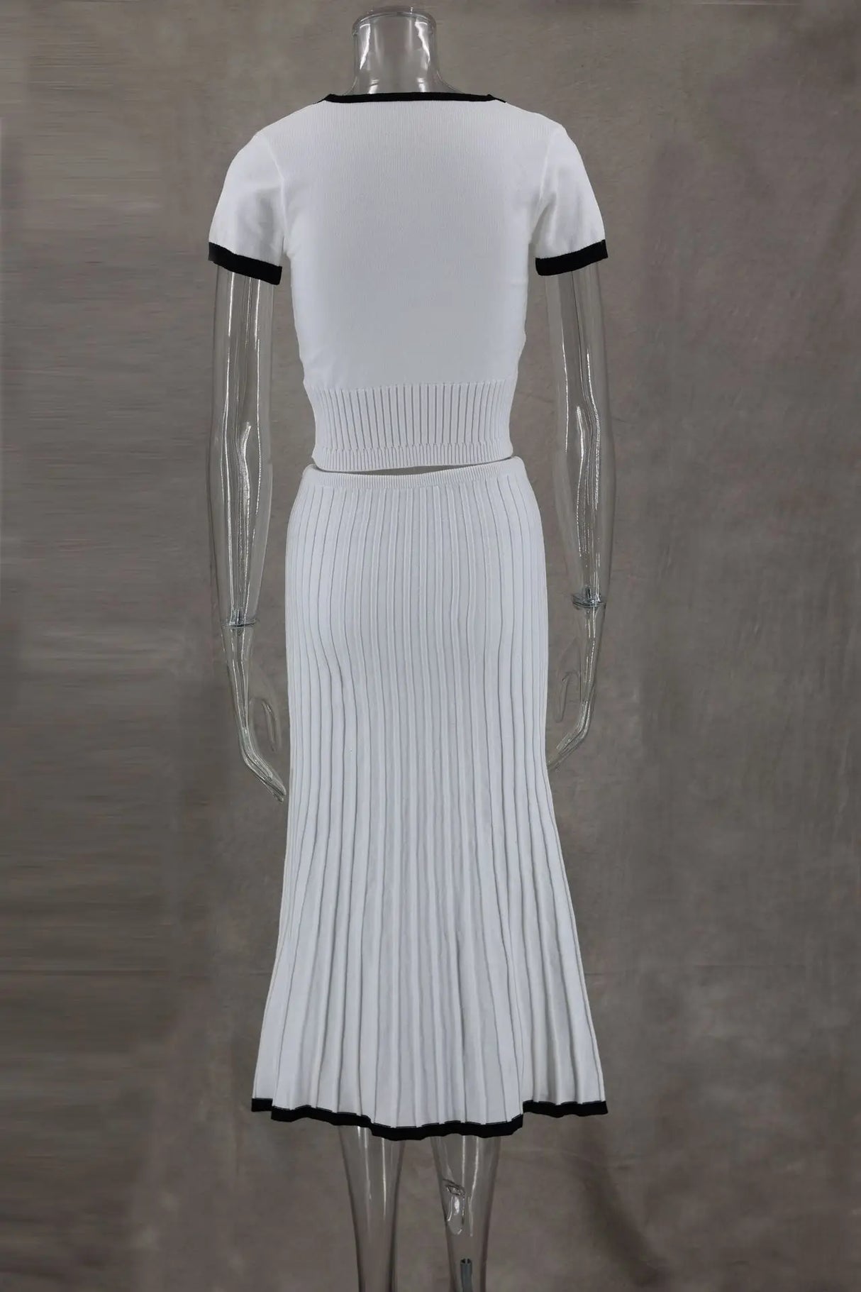 2024 Summer Women White long Skirt Suit Short Sleeve V-neck crop top pleated set elegant dress 2 piece skirt set Plus Size S-3XL