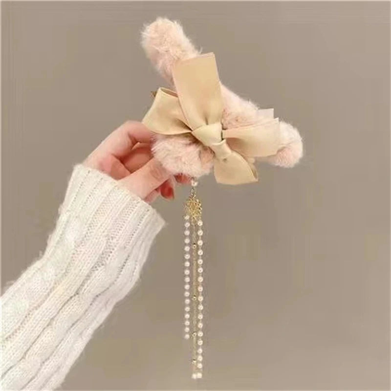 New Fashion Bow Tassel Pendant Hair Clips Korea Ponytail Plush Shark Claw Girls Fall and Winter Gift Hair Accessories