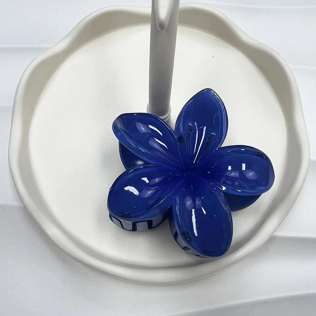 2024 Bohemian Beach Vacation Frangipani Egg Flower Hair Clips Lily Flower Hawaii Beach Hair Claw for Women Girl Hair Accessories