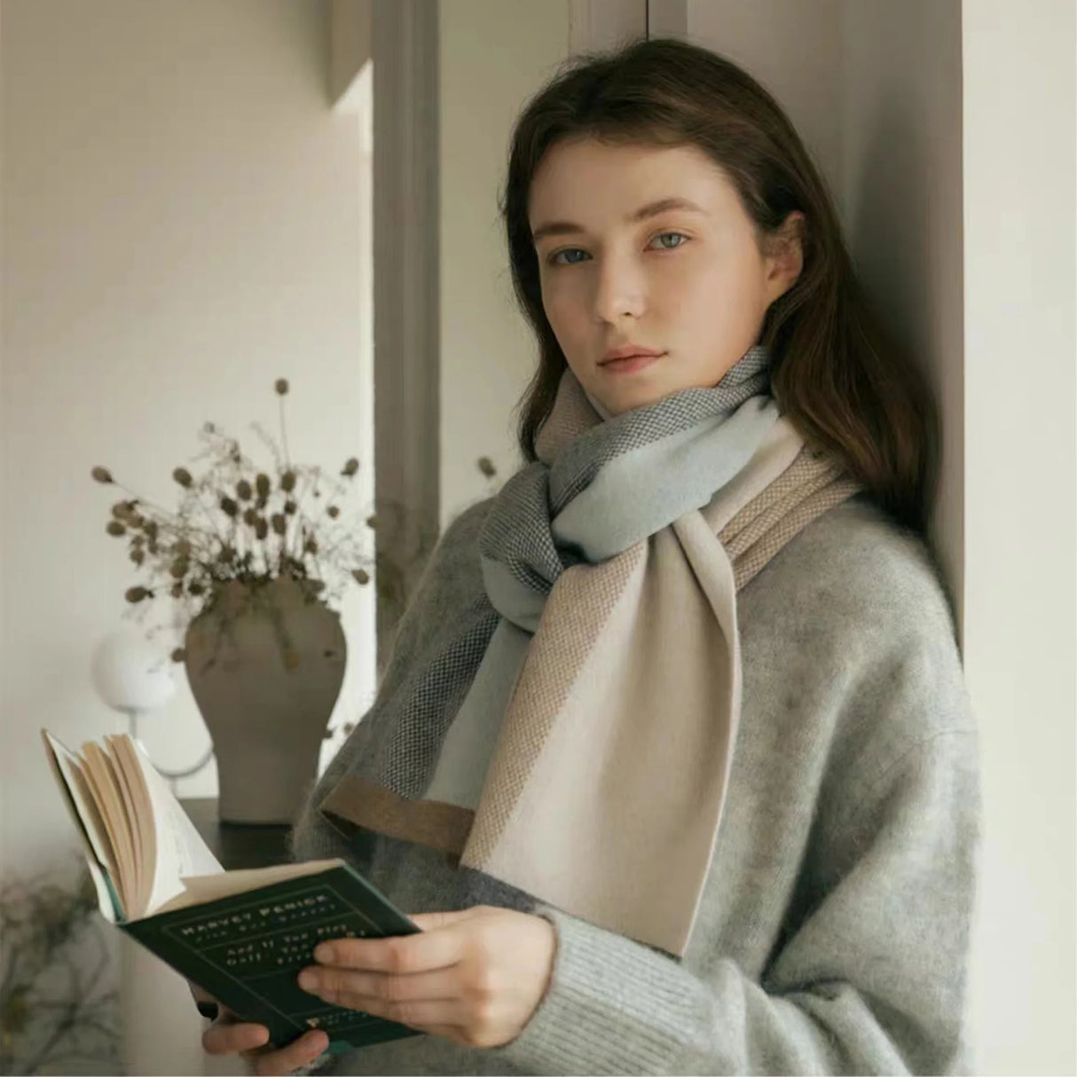 Temperament Cashmere Scarves Women Winter Designer Warm Knitting Scarf Men Splice Shawl Simple Fashion Commuting Long Muffler