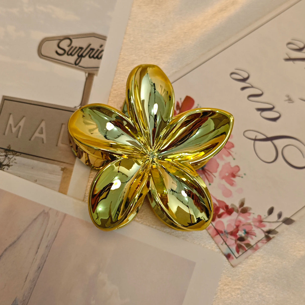 1-4Pcs Fashion Flower Hair Claw Clips for Women Gold Silver Color Large Hairpins Ponytail Shark Clip Headdress Hair Accessories