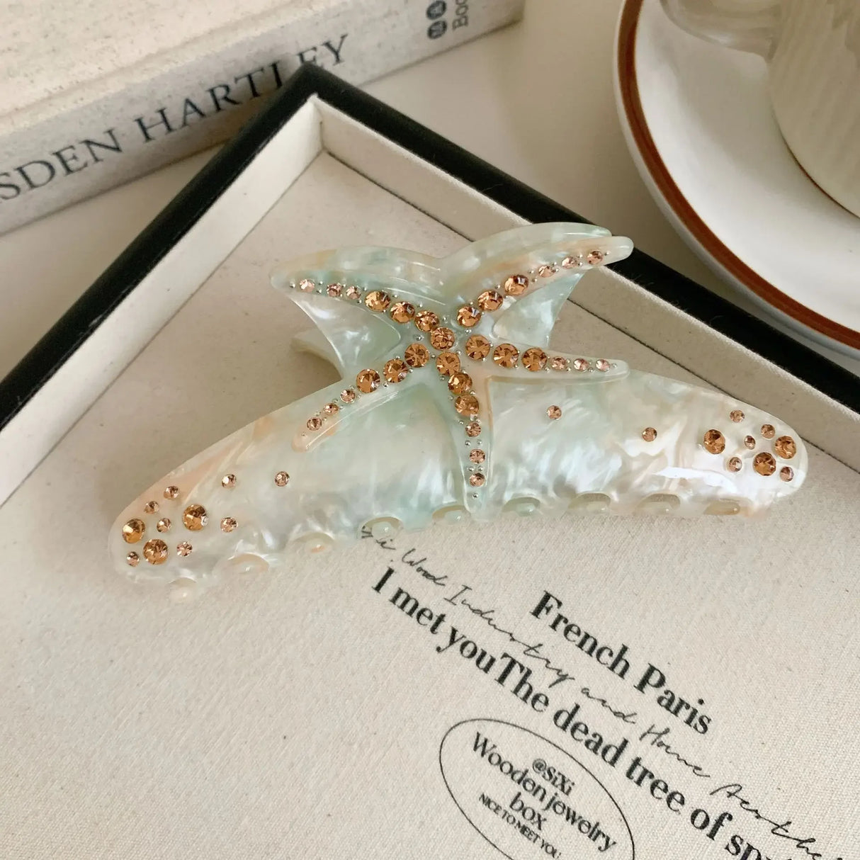 YHJ Starfish Hair Claw for Women Rhinestone Acetate Claw Clip Vacation Jewelry Hair Clip Trendy Claw Clips Hair Accessories