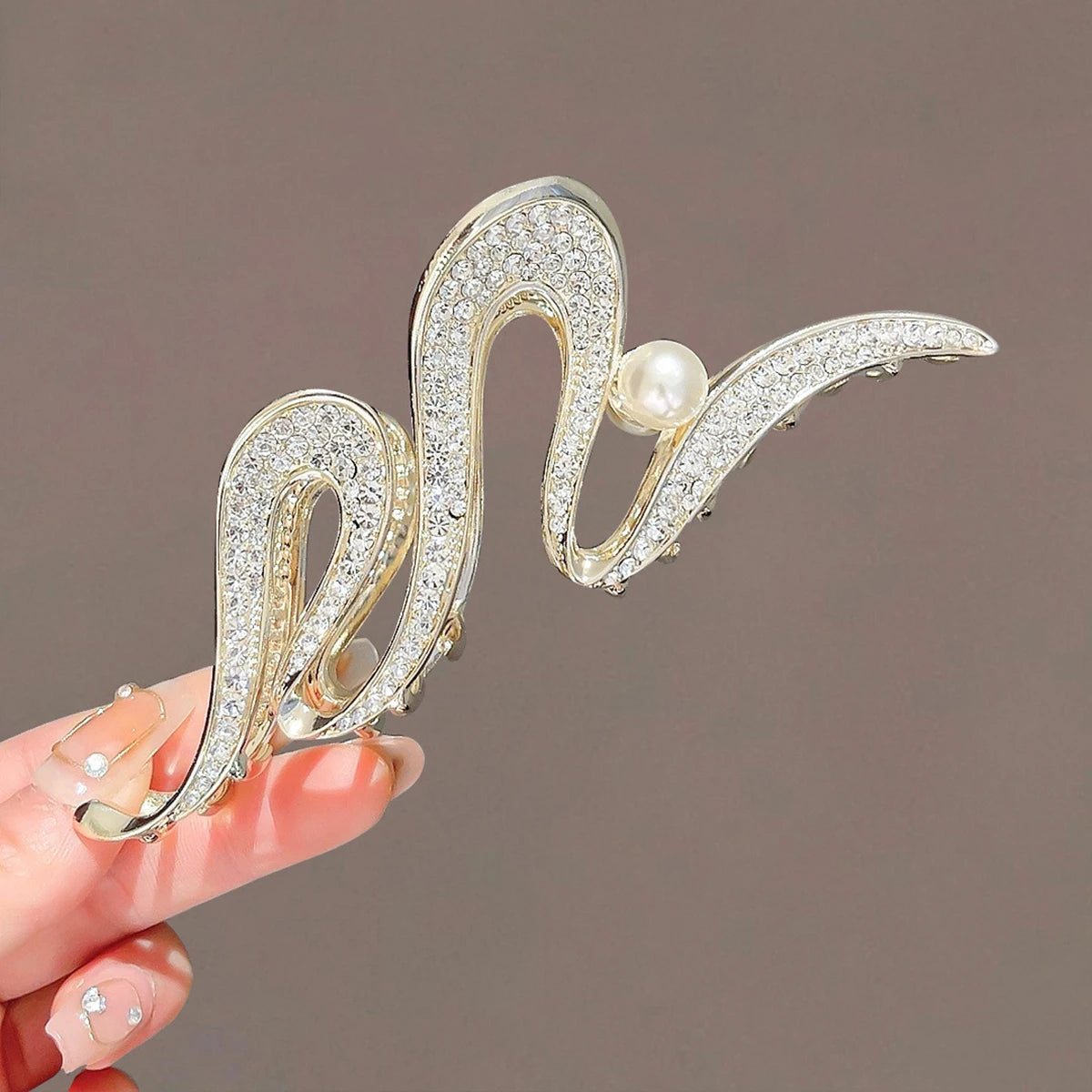 Luxury Large Metal Hair Claw Clip Irregular Hairpins Punk Crystal Hair Crabs Barrettes Vintage Jaw Clips Women Hair Accessories