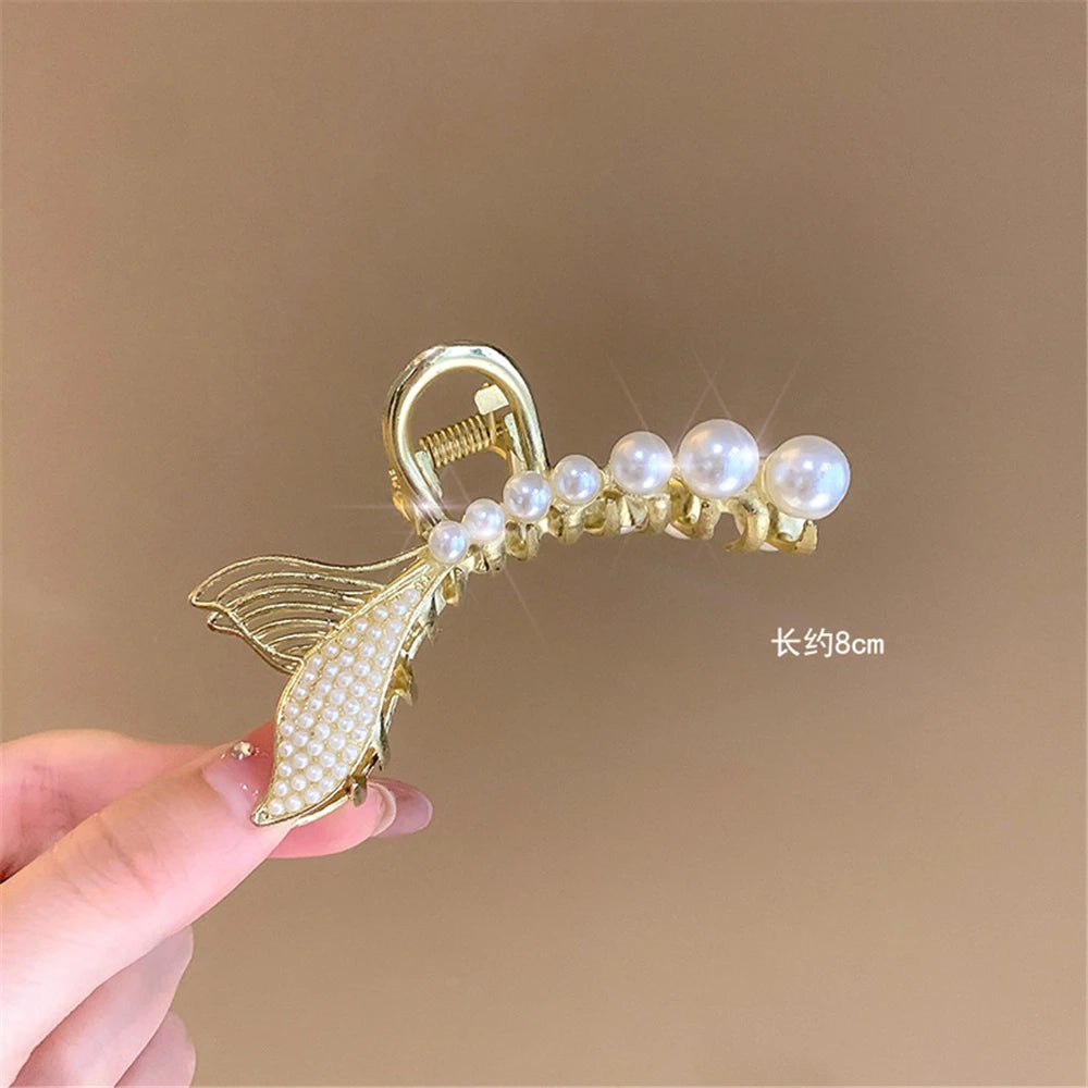 Metal Hair Claw Crab Clip for Women Girls Korean Non Slip Big Geometric Barrette Shark Clip Hairpin Head Pearl Hair Accessories