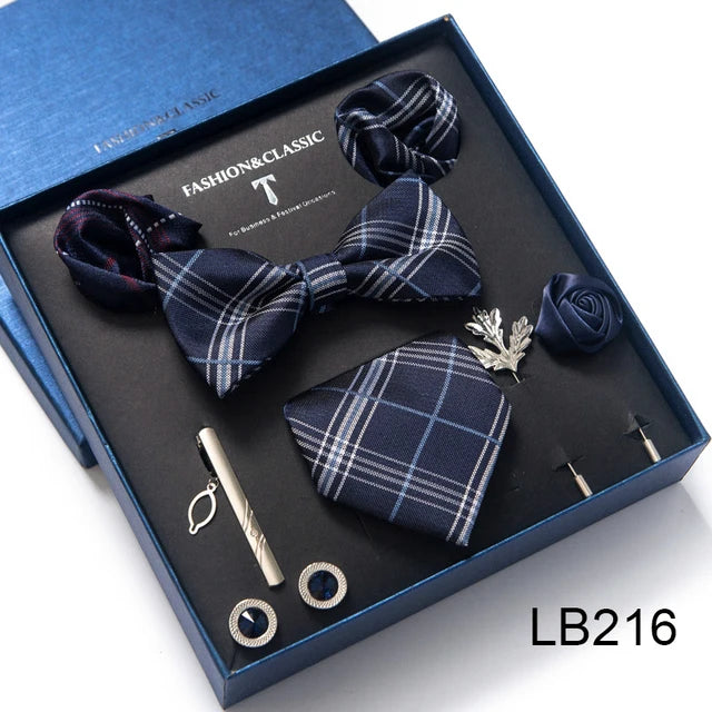 Brand Newest Design Silk Tie Set Handkerchief Pocket Squares Cufflink Bow Tie Clip Necktie Set Bussiness Wedding Suit Gift Box