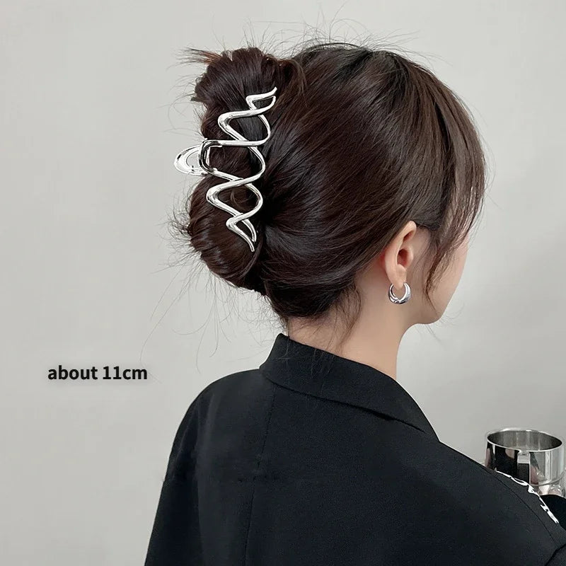 2023 New Fashion Metal Hair Claws Clip for Women Girls Trendy Hair Clip Barrette Hairpins Party Headwear Hair Accessories Tiara