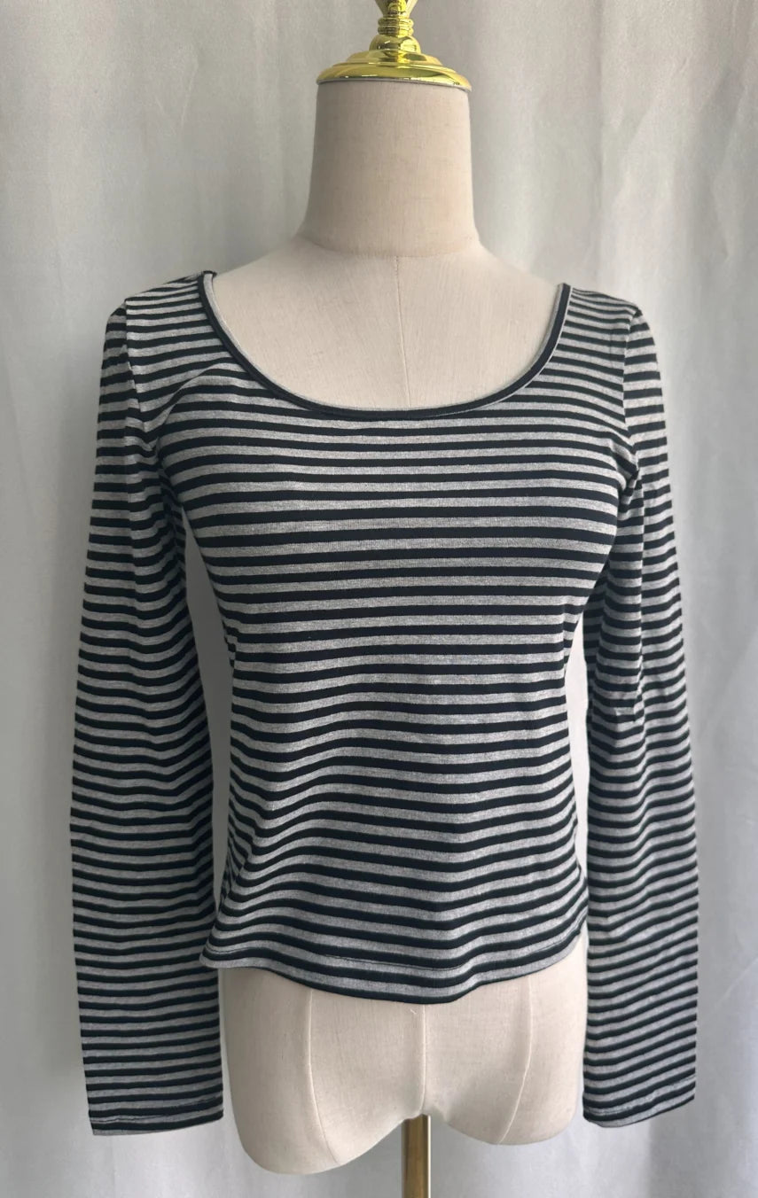 KUSAHIKI Sexy Retro Stripes Korean Versatile Slim Fit Long Sleeved Round Neck Base Shirt Short Spicy Girl Y2k Top 2024 New