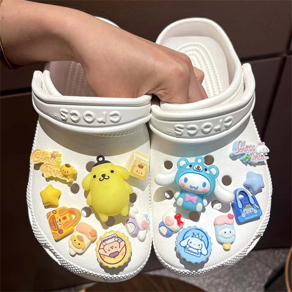 New Sanrio Kuromi LED Shoes Accessories Cartoon Peripheral Cinnamoroll Melody Pompompurin Charm Buckle Charms Kids Gift